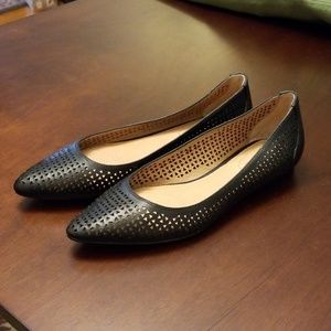 NIB Black Perforated Leather Flats
